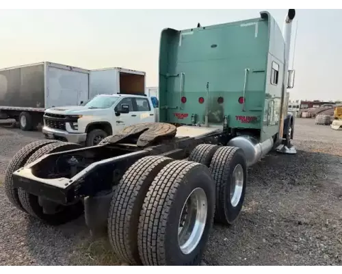 Peterbilt 389 Sleeper
