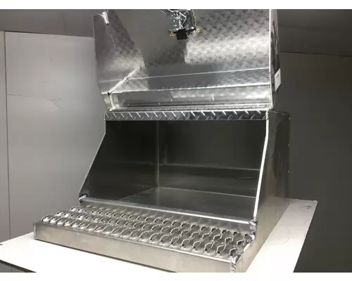 Peterbilt 389 Tool Box