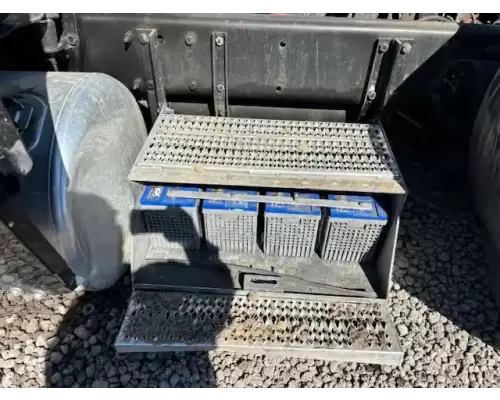 Peterbilt 389 Tool Box