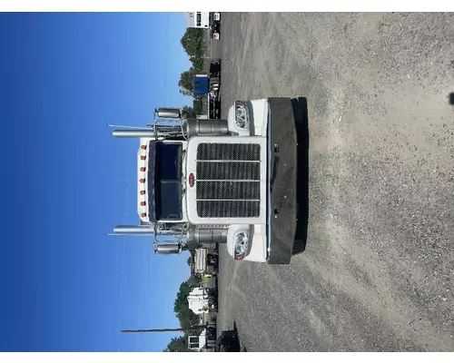 Complete Vehicle PETERBILT 389 Hagerman Inc.