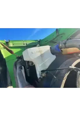 Peterbilt 389 Windshield Washer Reservoir