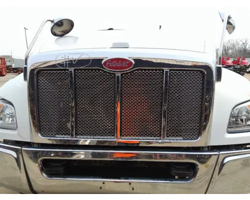 Grille PETERBILT 536 2021-2026 LKQ Heavy Truck - Goodys