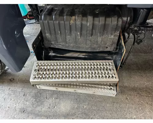 Battery Box PETERBILT 536 Dutchers Inc   Heavy Truck Div  Ny