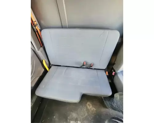 Peterbilt 536 Seat, Front