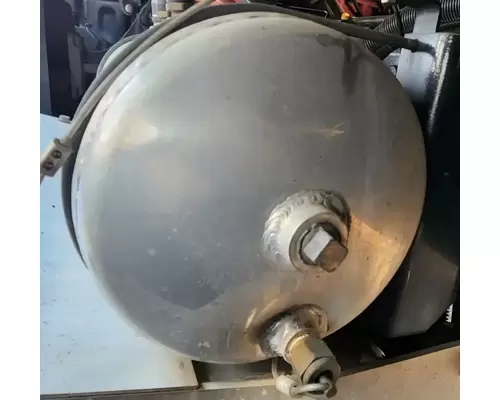 Peterbilt 567 Air Tank