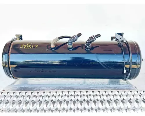 Peterbilt 567 Air Tank