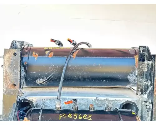 Peterbilt 567 Air Tank
