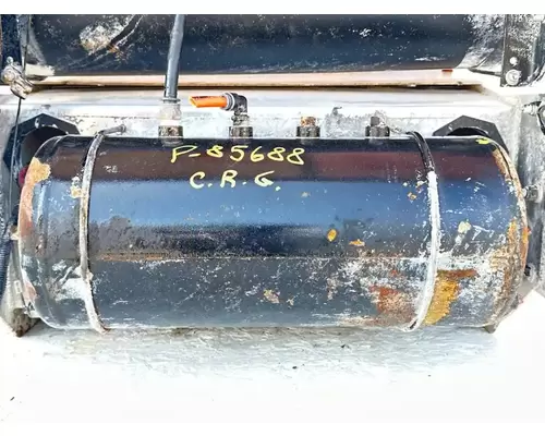 Peterbilt 567 Air Tank