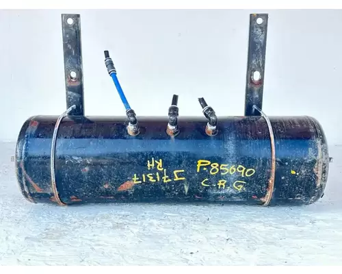 Peterbilt 567 Air Tank