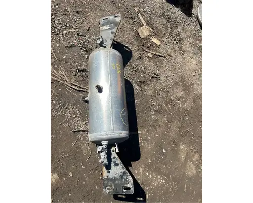 Peterbilt 567 Air Tank