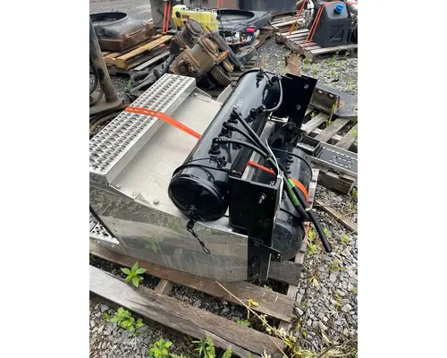Battery Box PETERBILT 567 Dutchers Inc   Heavy Truck Div  Ny