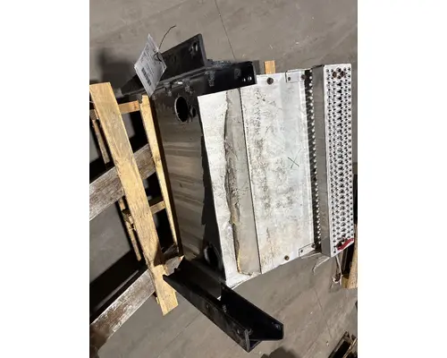 Battery Box PETERBILT 567 K &amp; R Truck Sales, Inc.