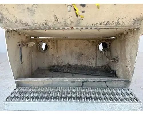 Peterbilt 567 Battery Box