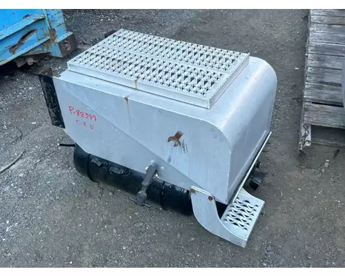 Battery Box Peterbilt 567 Complete Recycling Group LLC