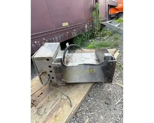 Peterbilt 567 Battery Box