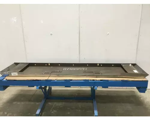 Peterbilt 567 Bumper Assembly, Front