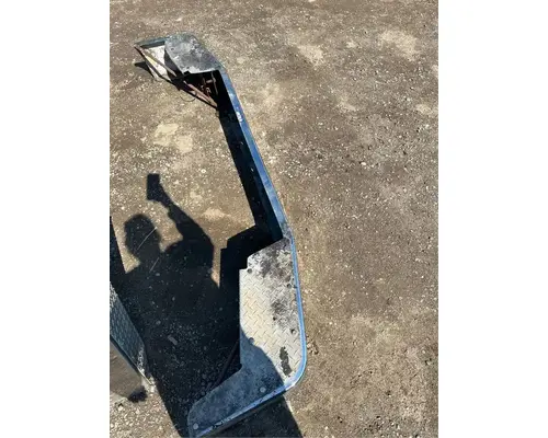 Peterbilt 567 Bumper Assembly, Front