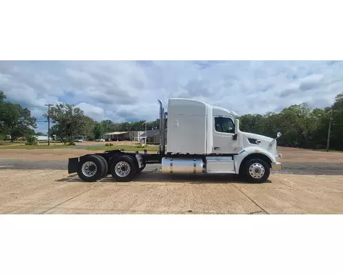 Peterbilt 567 Complete Vehicle