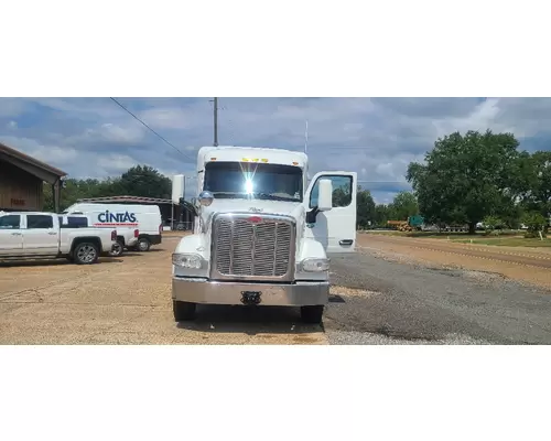 Peterbilt 567 Complete Vehicle