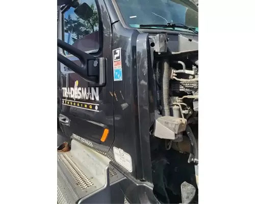Cowl Peterbilt 567 Complete Recycling Group LLC