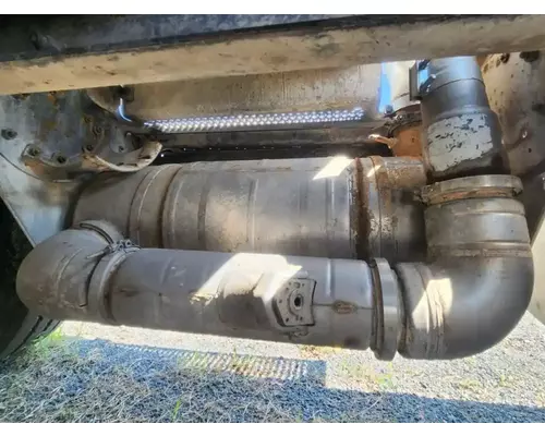 Peterbilt 567 DPF (Diesel Particulate Filter)