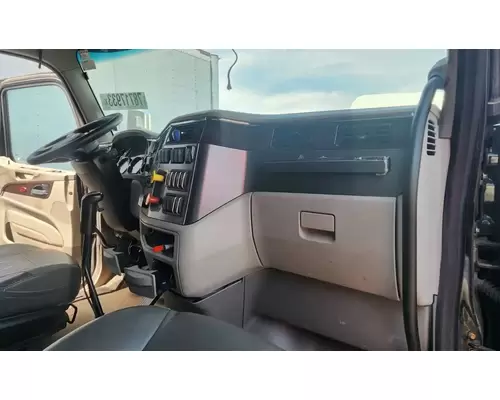 Peterbilt 567 Dash Assembly