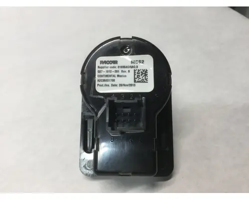 Peterbilt 567 DashConsole Switch