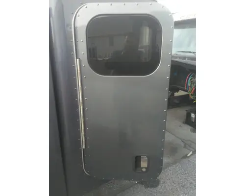 Running Board PETERBILT 567 LKQ KC Truck Parts - Inland Empire