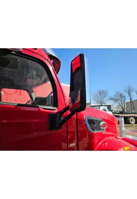 Peterbilt 567 Door Mirror