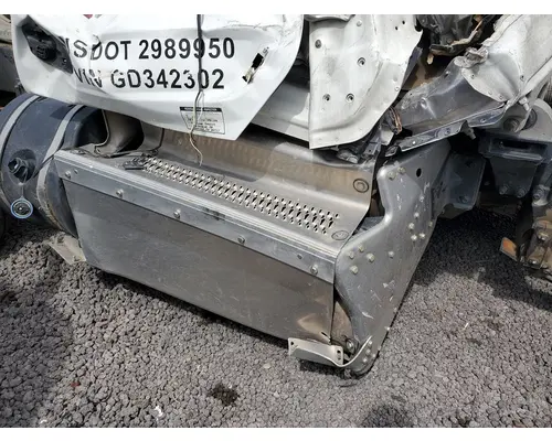 DPF (Diesel Particulate Filter) Peterbilt 567 Holst Truck Parts