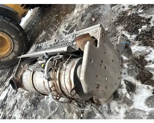 DPF (Diesel Particulate Filter) Peterbilt 567 Dixie Truck Centre
