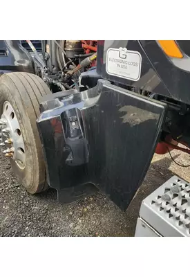 Peterbilt 567 Fender Extension