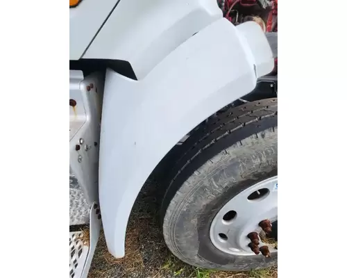 Peterbilt 567 Fender Extension