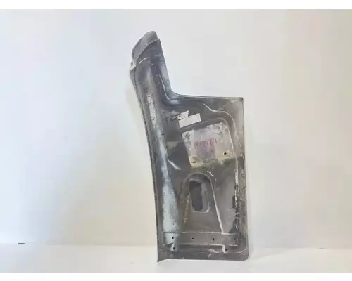 Peterbilt 567 Fender Extension