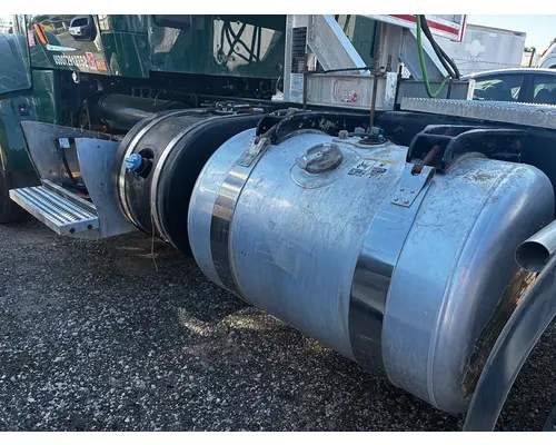 Fuel Tank PETERBILT 567 Usa Trade &amp; Exports Inc