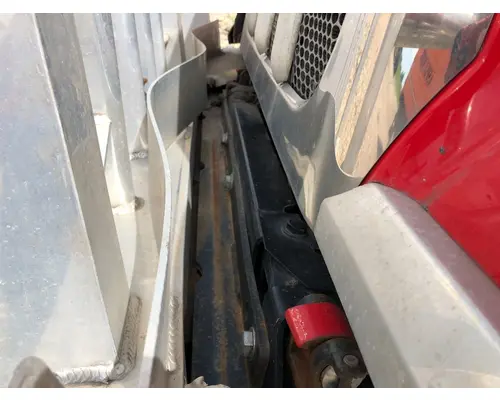 Peterbilt 567 Grille Guard