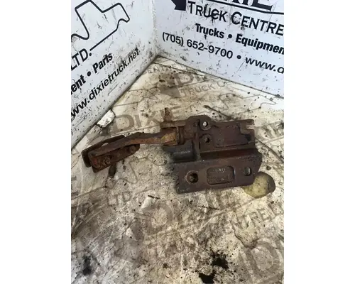 Peterbilt 567 Hood Hinge