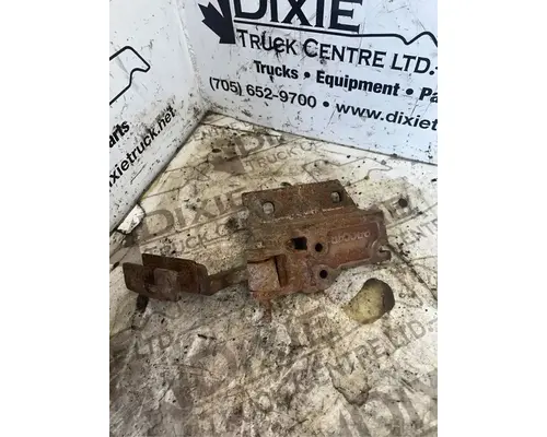 Peterbilt 567 Hood Hinge