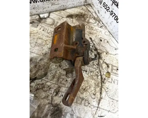 Peterbilt 567 Hood Hinge