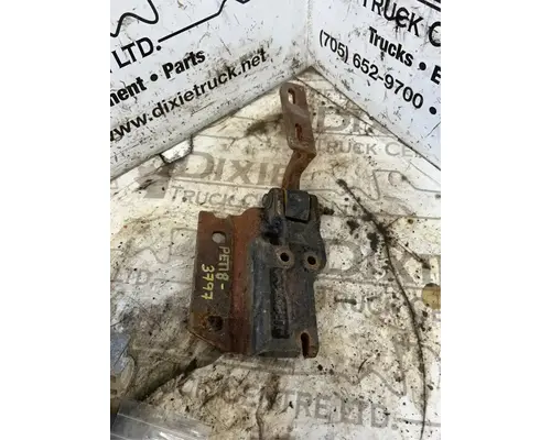 Peterbilt 567 Hood Hinge