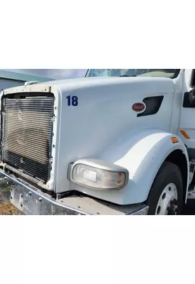 Peterbilt 567 Hood