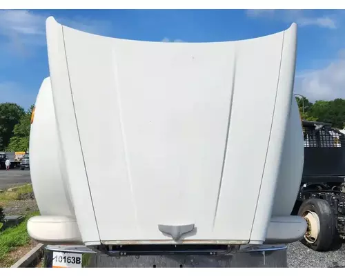 Peterbilt 567 Hood