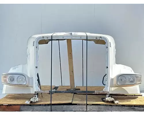 Peterbilt 567 Hood