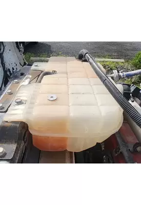 Peterbilt 567 Radiator Overflow Bottle