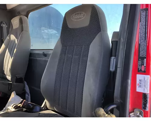 Peterbilt 567 Seat (Air Ride Seat)