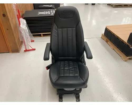 Seat, Front Peterbilt 567 Vander Haags Inc Dm
