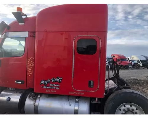 Peterbilt 567 Sleeper