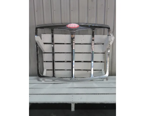 Grille PETERBILT 579 2012-2022 LKQ Heavy Truck Maryland