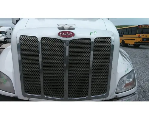Grille PETERBILT 579 2012-2022 LKQ Heavy Truck - Goodys