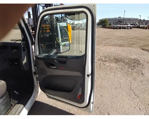 Door Assembly, Front PETERBILT 579 2013-2026 LKQ Western Truck Parts